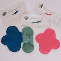 パンティーライナー ／遠赤外線 Botanical Warm Wear